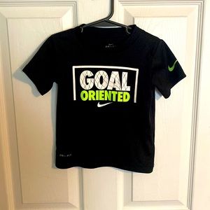 Boys Nike dr fit shirt